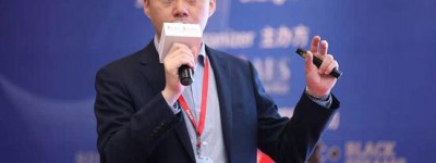 打造可灵活配置的辅助驾驶和智能驾舱SoC平台