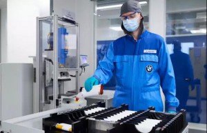 揭秘宝马第五代动力系统及电池技术