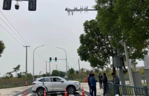 新四跨互联互通 · C-V2X技术硬核显神通！