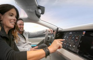 Stellantis集团与富士康成立Mobile Drive合资公司，开发突破性数字座舱及个性化车联网服务