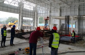 多方合作，国家汽车质量检验中心(广西)实车碰撞试验室建设进入设备安装阶段